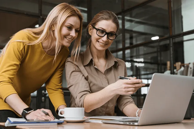 women, staff, business, office, workers, talents, professionals, occupation, human resource, staffing service, staff, staff, business, business, office, office, office, office, office, human resource, human resource, human resource. Jämförelse av företagstjänster: telekom, betalningar och logistik