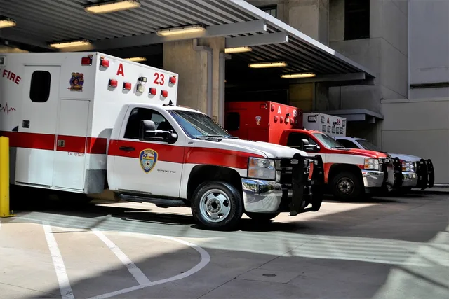 emergency room, hospital, ambulance, rescue, houston, texas, paramedic, siren, parked, police, fire, disease, control, service, human services, emergency services, emt, ems, emergency medical technician, swat, pain, accident, recovery, triage, car, transportation system, vehicle, ethics, transport, system, transportation, security, electronic, safety, technology, equipment, alarm, white, trust, urgent care, health care, healthy, trauma, saved, danger, emergency, dangerous, heart failure, chronic, medicine, medical, treatment, symbol, houston fire department, protection, help, 911, fast, first responders, homeland security, love, people, human, insurance, badge, protect, volunteer, alert, hero, shield, tragedy, tragic, professional, occupation, trial, intensive care, life threatening, dead, shooting, shot, killed, murder, assaulted, broken, diabetes, cancer, blunt trauma, fracture, fractured, uniform, profession, department, firemen, united states, consistent, america, gray car, gray health, gray hospital, gray fire, gray medical, gray police, gray help, gray life, gray room, gray pain, gray healthy, car wallpapers, gray security, gray death, gray medicine, gray emergency, gray human, gray cancer, gray safety, gray care, gray hero, gray service. Så bedömer du integrationsförmåga hos programvara